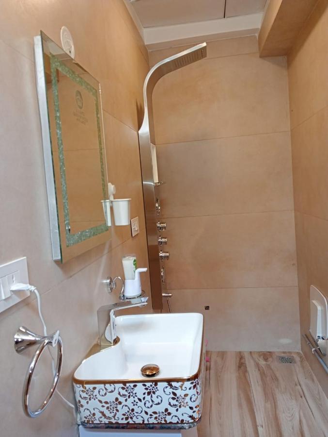 K N Gupta Group Of Hotels Hotel Castle ハイデラバード エクステリア 写真